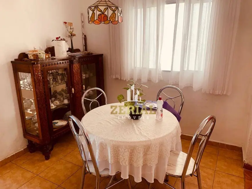 Casa com 2 quartos à venda, 233m2 em Cerâmica, Sao Caetano Do Sul - SP - imagem 3 Foto 3 de Casa com 2 quartos à venda, 233m2 em Cerâmica, Sao Caetano Do Sul - SP