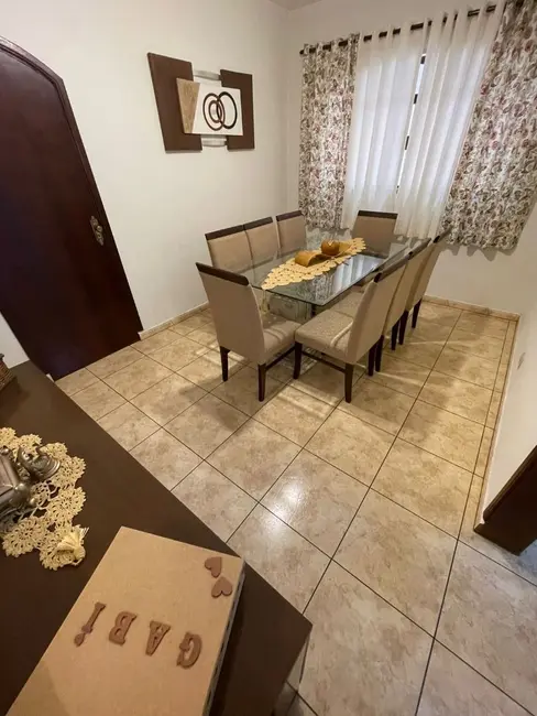 Sobrado com 3 quartos à venda, 200m2 em Vila Alpina, São Paulo - SP - imagem 6 Foto 6 de Sobrado com 3 quartos à venda, 200m2 em Vila Alpina, São Paulo - SP