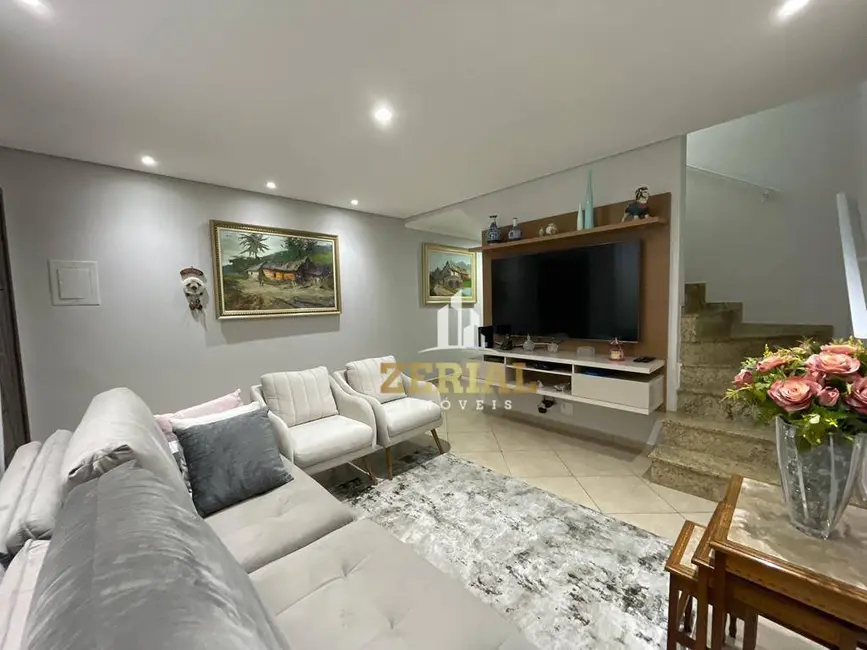 Sobrado com 3 quartos à venda, 88m2 em Santa Maria, Sao Caetano Do Sul - SP - imagem 1 Foto 1 de Sobrado com 3 quartos à venda, 88m2 em Santa Maria, Sao Caetano Do Sul - SP