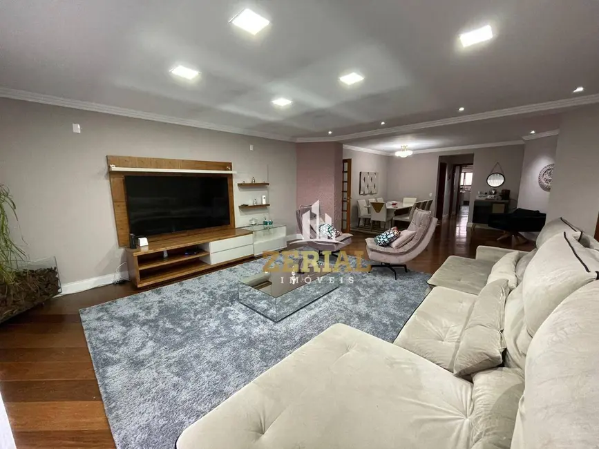 Apartamento com 4 quartos à venda, 238m2 em Santo Antônio, Sao Caetano Do Sul - SP - imagem 4 Foto 4 de Apartamento com 4 quartos à venda, 238m2 em Santo Antônio, Sao Caetano Do Sul - SP