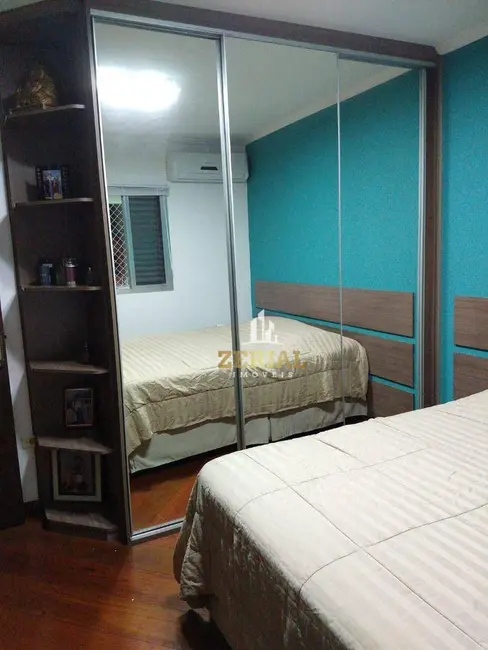 Foto 9 de Sobrado com 4 quartos à venda, 150m2 em Jardim Santo Antônio, Santo Andre - SP