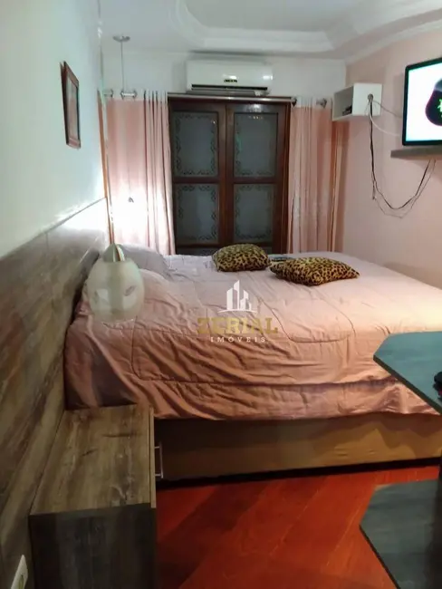 Foto 8 de Sobrado com 4 quartos à venda, 150m2 em Jardim Santo Antônio, Santo Andre - SP