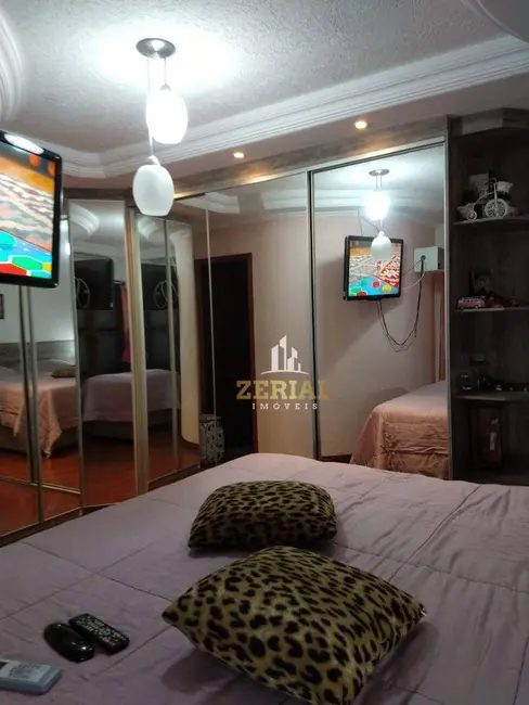 Foto 6 de Sobrado com 4 quartos à venda, 150m2 em Jardim Santo Antônio, Santo Andre - SP