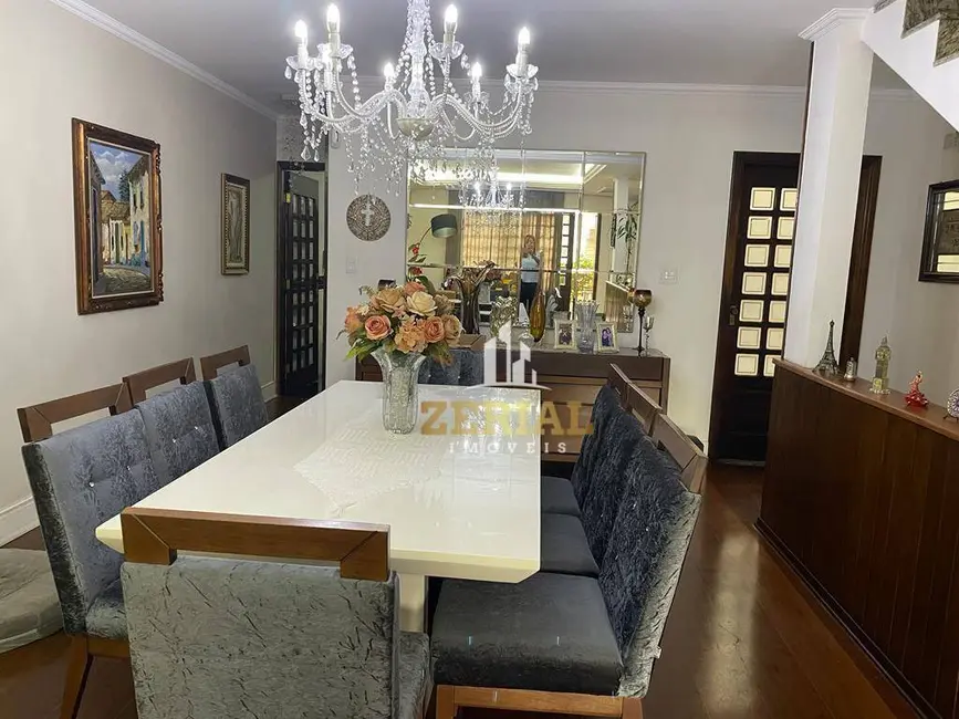 Sobrado com 4 quartos para alugar, 128m2 em Santa Maria, Sao Caetano Do Sul - SP - imagem 3 Foto 3 de Sobrado com 4 quartos para alugar, 128m2 em Santa Maria, Sao Caetano Do Sul - SP