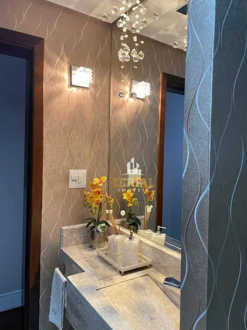 Sobrado com 4 quartos para alugar, 128m2 em Santa Maria, Sao Caetano Do Sul - SP - imagem 4 Foto 4 de Sobrado com 4 quartos para alugar, 128m2 em Santa Maria, Sao Caetano Do Sul - SP
