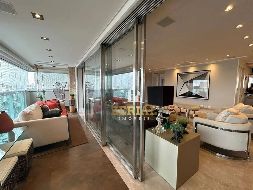 Foto 7 de Apartamento com 4 quartos para alugar, 264m2 em Santo Antônio, Sao Caetano Do Sul - SP