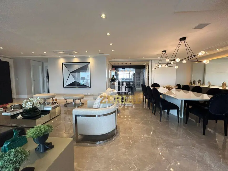 Foto 6 de Apartamento com 4 quartos para alugar, 264m2 em Santo Antônio, Sao Caetano Do Sul - SP