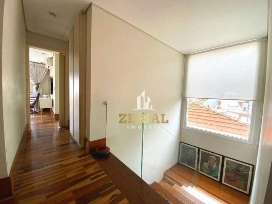 Sobrado com 3 quartos à venda, 222m2 em Olímpico, Sao Caetano Do Sul - SP - imagem 9 Foto 9 de Sobrado com 3 quartos à venda, 222m2 em Olímpico, Sao Caetano Do Sul - SP