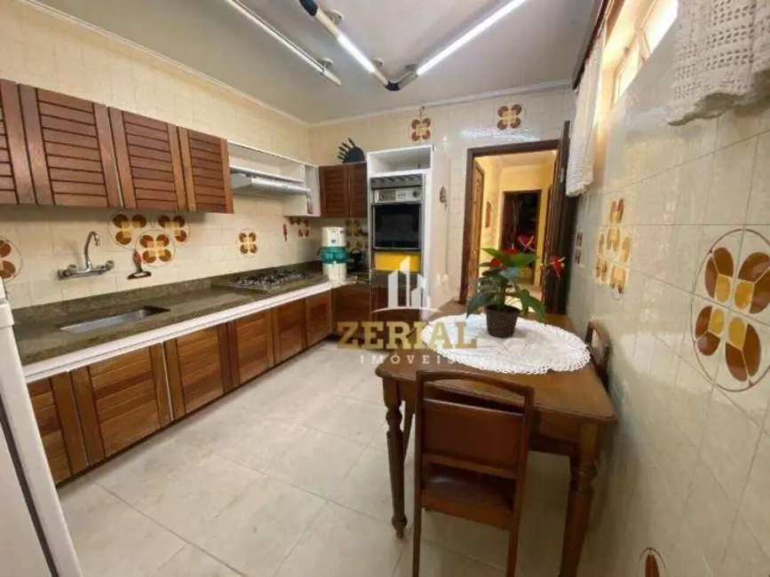 Foto 9 de Sobrado com 3 quartos à venda, 363m2 em Osvaldo Cruz, Sao Caetano Do Sul - SP