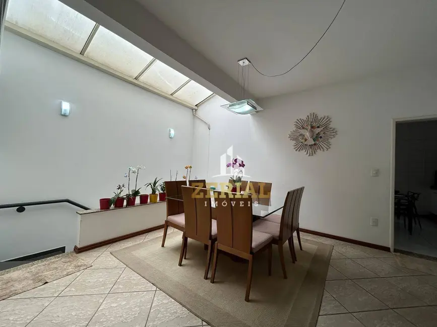 Foto 9 de Sobrado com 3 quartos à venda, 206m2 em Olímpico, Sao Caetano Do Sul - SP