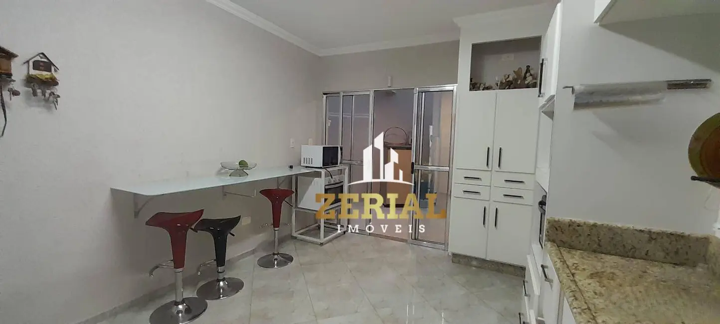 Foto 4 de Sobrado com 4 quartos à venda, 215m2 em Olímpico, Sao Caetano Do Sul - SP