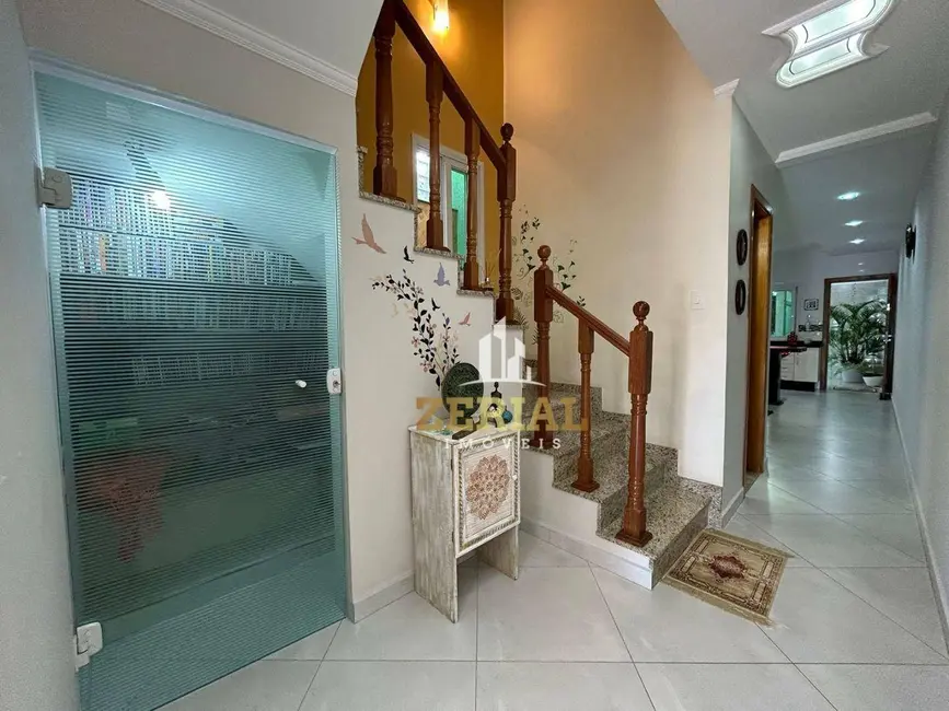 Foto 4 de Sobrado com 3 quartos à venda, 155m2 em Olímpico, Sao Caetano Do Sul - SP