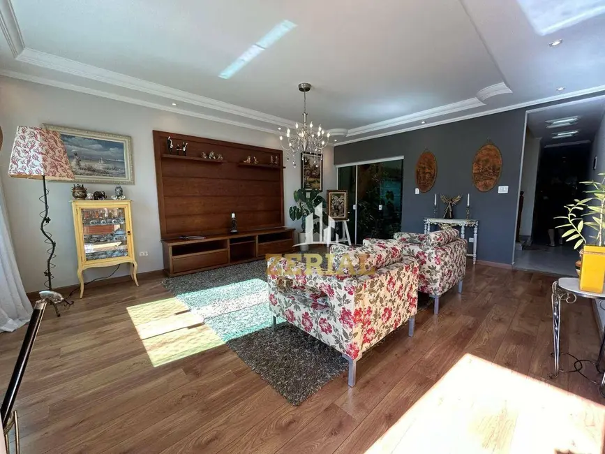 Foto 3 de Sobrado com 3 quartos à venda, 155m2 em Olímpico, Sao Caetano Do Sul - SP