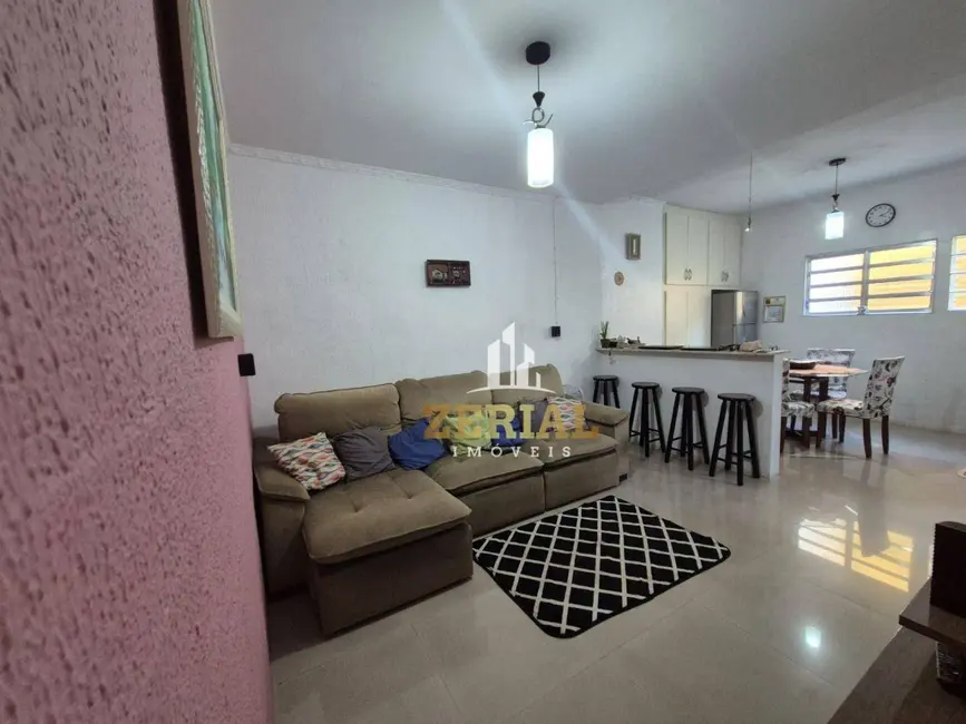 Foto 3 de Casa com 8 quartos à venda, 225m2 em Vila Arapuã, São Paulo - SP