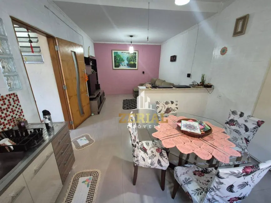 Foto 6 de Casa com 8 quartos à venda, 225m2 em Vila Arapuã, São Paulo - SP
