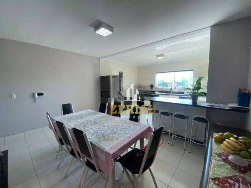 Foto 7 de Sobrado com 3 quartos à venda, 165m2 em Osvaldo Cruz, Sao Caetano Do Sul - SP