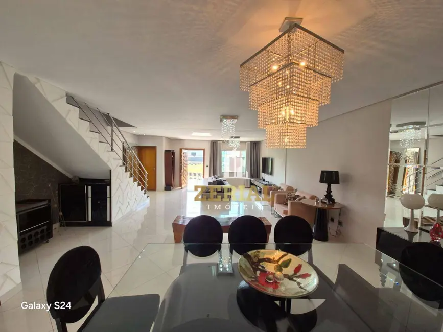 Foto 6 de Sobrado com 4 quartos para alugar, 350m2 em Parque dos Pássaros, Sao Bernardo Do Campo - SP