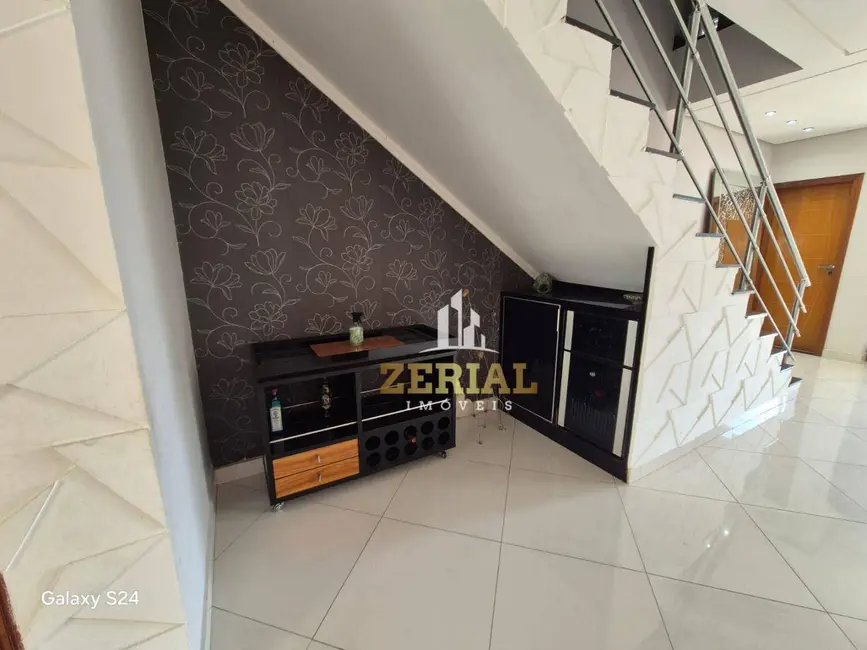 Foto 9 de Sobrado com 4 quartos para alugar, 350m2 em Parque dos Pássaros, Sao Bernardo Do Campo - SP