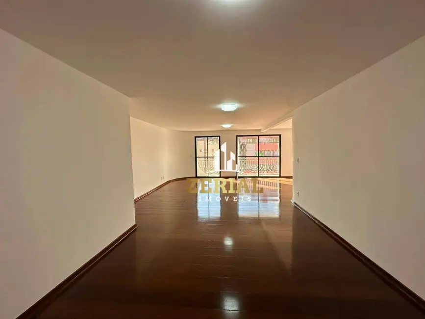 Foto 2 de Apartamento com 4 quartos para alugar, 207m2 em Santa Paula, Sao Caetano Do Sul - SP