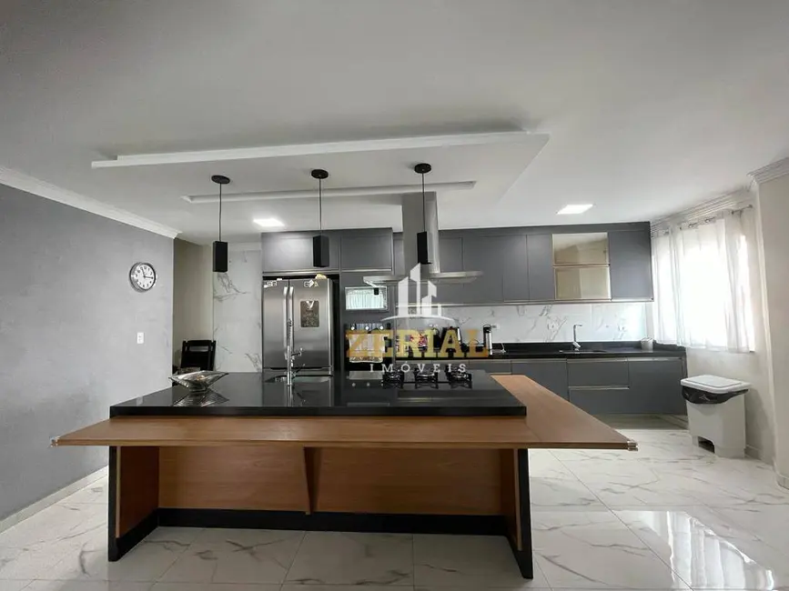 Foto 3 de Sobrado com 3 quartos à venda, 187m2 em Vila Alto de Santo André, Santo Andre - SP