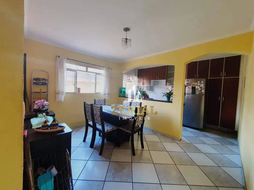 Foto 2 de Sobrado com 4 quartos à venda, 176m2 em Jardim Santo Alberto, Santo Andre - SP