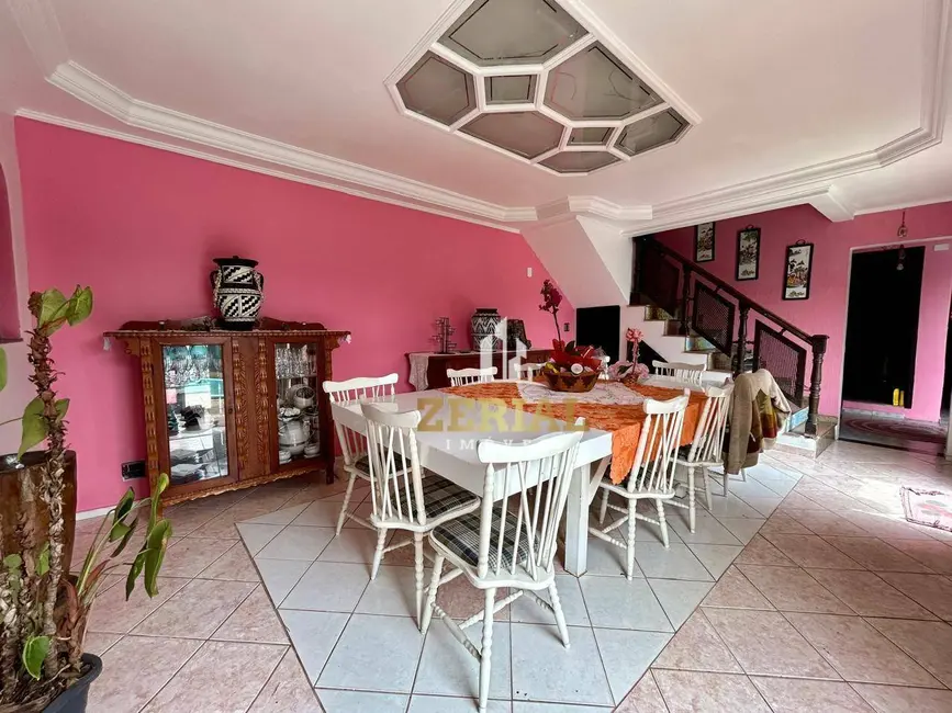 Sobrado com 5 quartos à venda, 400m2 em Vila Alpina, São Paulo - SP - imagem 8 Foto 8 de Sobrado com 5 quartos à venda, 400m2 em Vila Alpina, São Paulo - SP