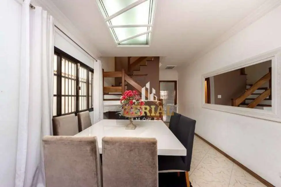 Sobrado com 3 quartos à venda, 197m2 em Vila Alpina, São Paulo - SP - imagem 3 Foto 3 de Sobrado com 3 quartos à venda, 197m2 em Vila Alpina, São Paulo - SP