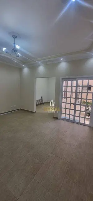 Foto 2 de Sobrado com 3 quartos à venda, 175m2 em Santa Paula, Sao Caetano Do Sul - SP