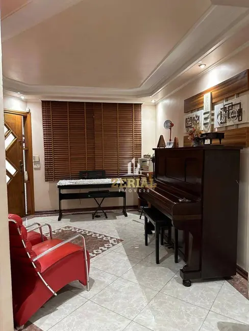 Foto 2 de Sobrado com 3 quartos à venda, 150m2 em Vila Camilópolis, Santo Andre - SP