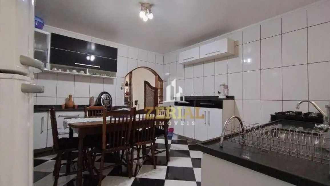 Foto 6 de Sobrado com 3 quartos à venda, 200m2 em Santa Maria, Sao Caetano Do Sul - SP