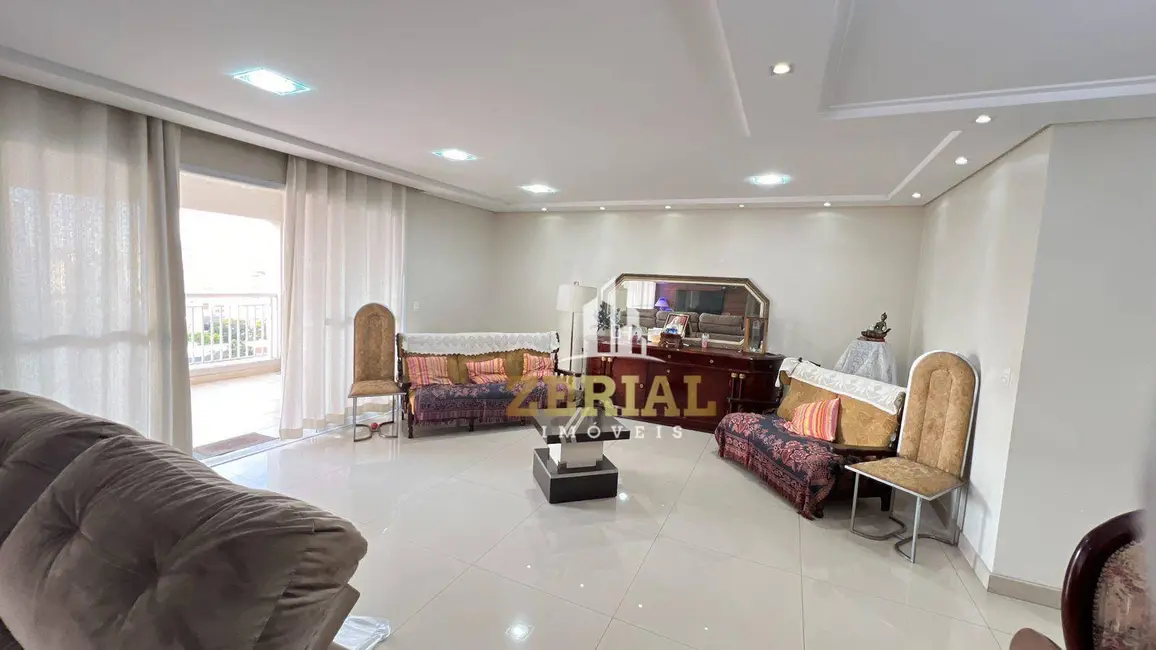 Foto 3 de Apartamento com 4 quartos à venda e para alugar, 242m2 em Santo Antônio, Sao Caetano Do Sul - SP