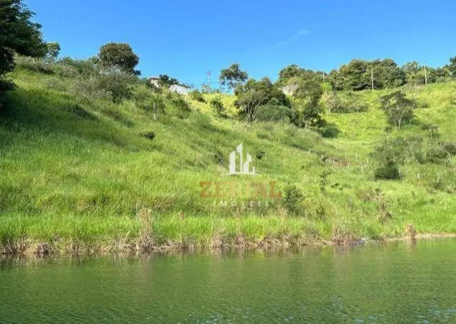 Foto 1 de Terreno / Lote à venda, 1040m2 em Igarata - SP