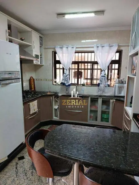 Foto 4 de Sobrado com 3 quartos à venda, 120m2 em Santa Maria, Sao Caetano Do Sul - SP