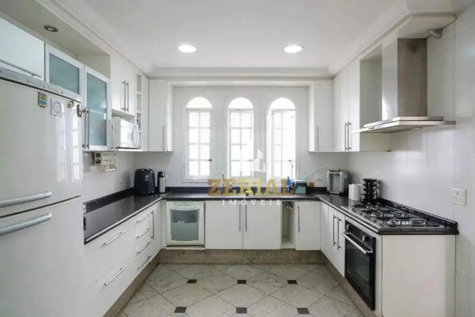 Sobrado com 4 quartos à venda, 238m2 em Sao Caetano Do Sul - SP - imagem 6 Foto 6 de Sobrado com 4 quartos à venda, 238m2 em Sao Caetano Do Sul - SP