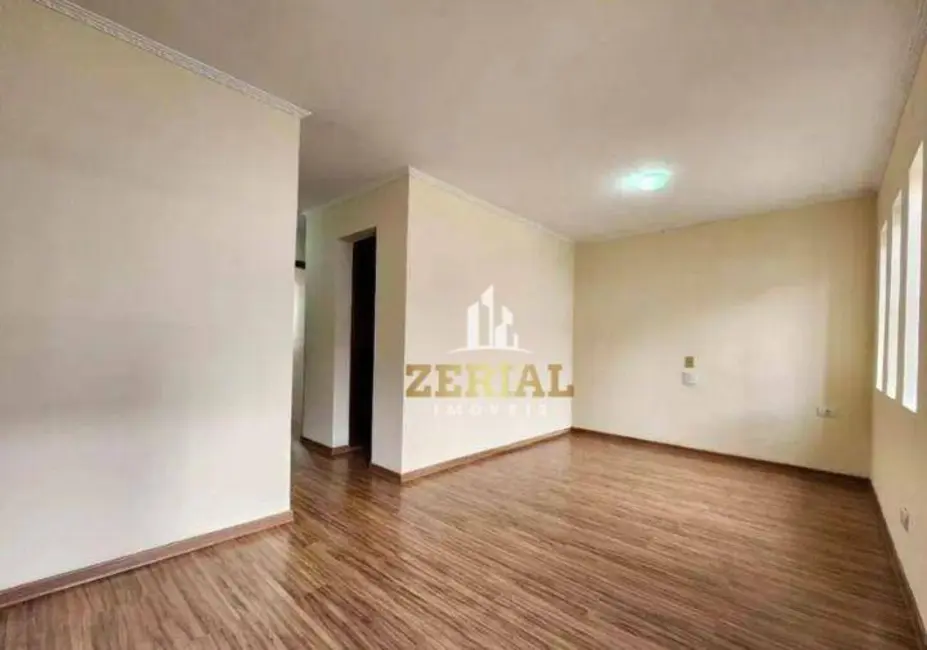 Sobrado com 3 quartos à venda, 150m2 em Campestre, Santo Andre - SP - imagem 4 Foto 4 de Sobrado com 3 quartos à venda, 150m2 em Campestre, Santo Andre - SP