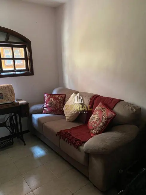 Sobrado com 3 quartos à venda, 147m2 em Parque Residencial Oratorio, São Paulo - SP - imagem 3 Foto 3 de Sobrado com 3 quartos à venda, 147m2 em Parque Residencial Oratorio, São Paulo - SP