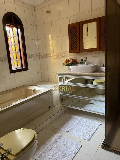 Sobrado com 3 quartos à venda, 147m2 em Parque Residencial Oratorio, São Paulo - SP - imagem 9 Foto 9 de Sobrado com 3 quartos à venda, 147m2 em Parque Residencial Oratorio, São Paulo - SP