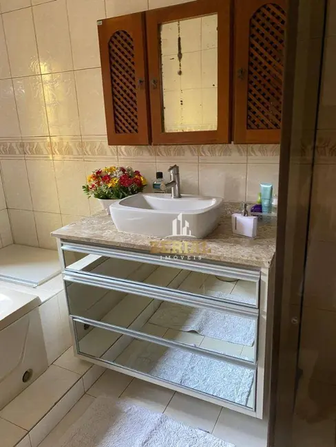 Sobrado com 3 quartos à venda, 147m2 em Parque Residencial Oratorio, São Paulo - SP - imagem 7 Foto 7 de Sobrado com 3 quartos à venda, 147m2 em Parque Residencial Oratorio, São Paulo - SP