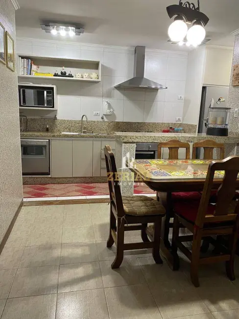 Sobrado com 3 quartos à venda, 147m2 em Parque Residencial Oratorio, São Paulo - SP - imagem 1 Foto 1 de Sobrado com 3 quartos à venda, 147m2 em Parque Residencial Oratorio, São Paulo - SP