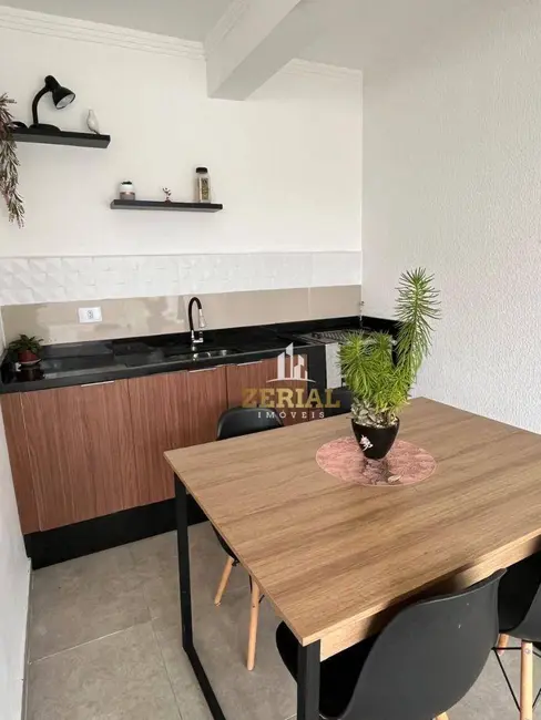 Foto 2 de Sobrado com 2 quartos à venda, 54m2 em Vila Curuçá, Santo Andre - SP