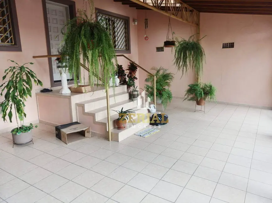 Casa com 3 quartos à venda, 120m2 em Mooca, São Paulo - SP - imagem 1 Foto 1 de Casa com 3 quartos à venda, 120m2 em Mooca, São Paulo - SP