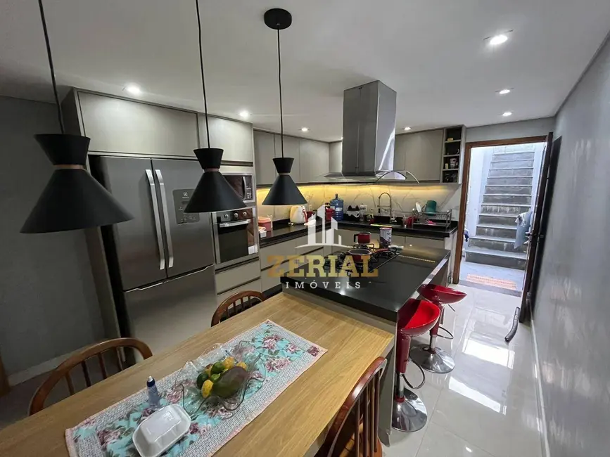 Sobrado com 3 quartos à venda, 162m2 em Sao Caetano Do Sul - SP - imagem 7 Foto 7 de Sobrado com 3 quartos à venda, 162m2 em Sao Caetano Do Sul - SP