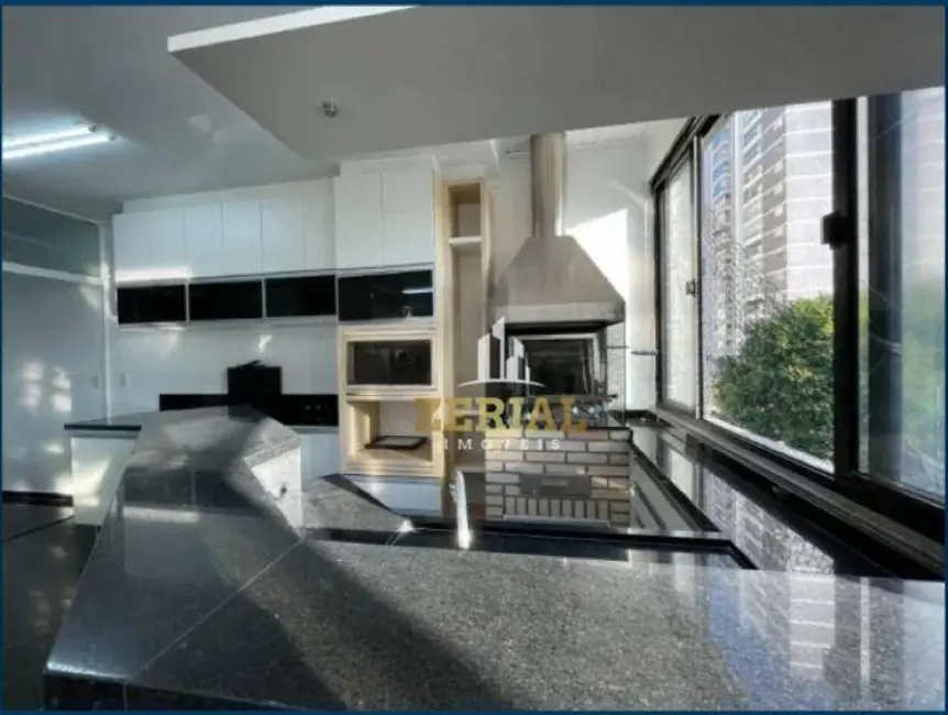 Foto 2 de Sobrado com 5 quartos à venda e para alugar, 120m2 em Santo Antônio, Sao Caetano Do Sul - SP