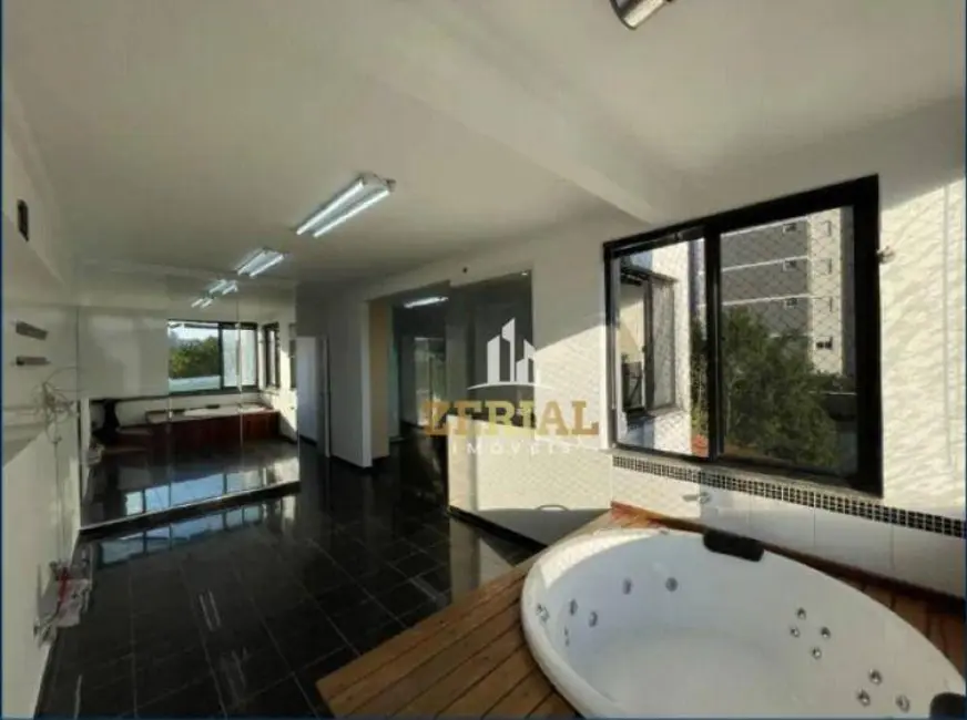 Foto 3 de Sobrado com 5 quartos à venda e para alugar, 120m2 em Santo Antônio, Sao Caetano Do Sul - SP