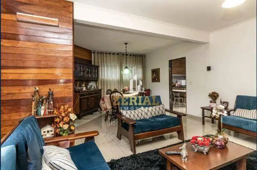 Foto 1 de Sobrado com 3 quartos à venda, 130m2 em Santa Maria, Sao Caetano Do Sul - SP