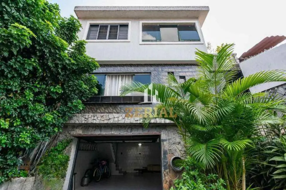 Sobrado com 3 quartos à venda, 220m2 em Vila das Mercês, São Paulo - SP - imagem 2 Foto 2 de Sobrado com 3 quartos à venda, 220m2 em Vila das Mercês, São Paulo - SP