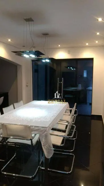 Sobrado com 5 quartos à venda, 315m2 em Sacomã, São Paulo - SP - imagem 8 Foto 8 de Sobrado com 5 quartos à venda, 315m2 em Sacomã, São Paulo - SP