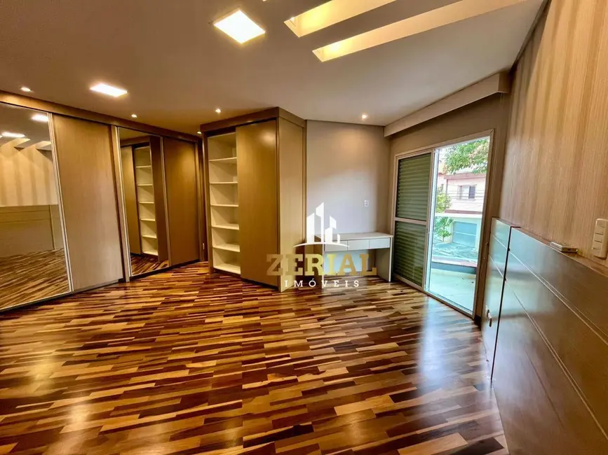 Sobrado com 4 quartos à venda, 240m2 em Santa Maria, Sao Caetano Do Sul - SP - imagem 8 Foto 8 de Sobrado com 4 quartos à venda, 240m2 em Santa Maria, Sao Caetano Do Sul - SP