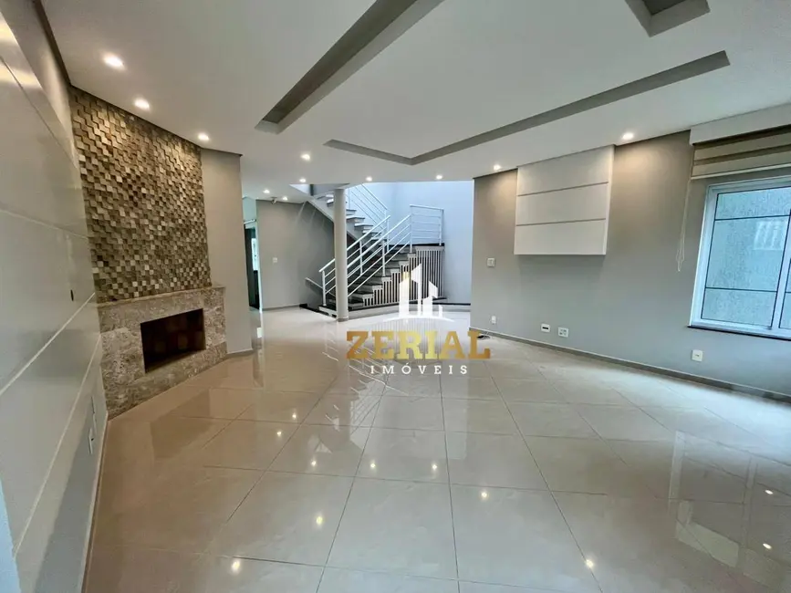 Sobrado com 4 quartos à venda, 240m2 em Santa Maria, Sao Caetano Do Sul - SP - imagem 2 Foto 2 de Sobrado com 4 quartos à venda, 240m2 em Santa Maria, Sao Caetano Do Sul - SP