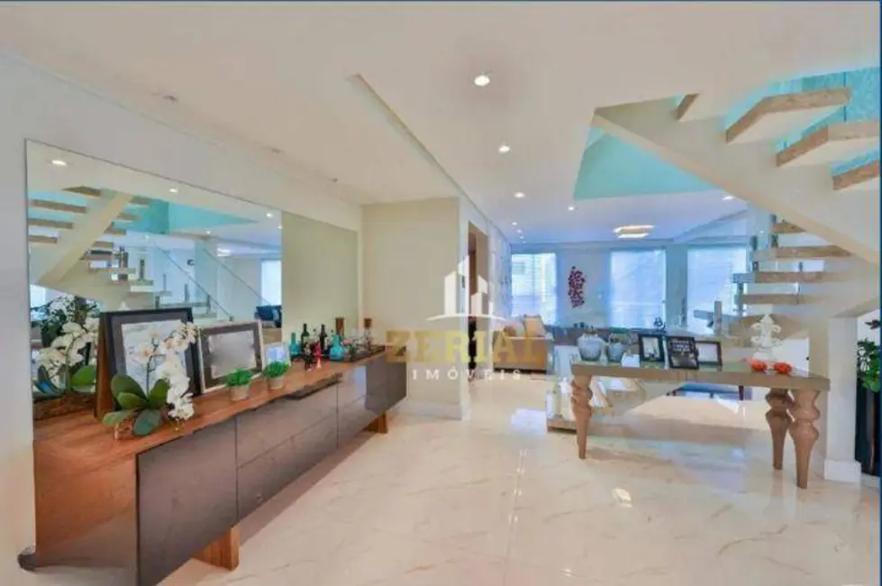 Foto 5 de Sobrado com 5 quartos à venda e para alugar, 502m2 em Jardim São Caetano, Sao Caetano Do Sul - SP